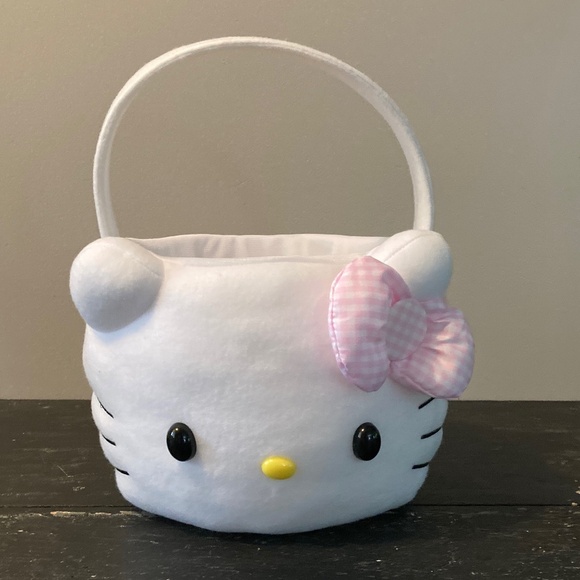 New Hello Kitty Easter Bucket - Picture 1 of 4
